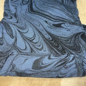 Athleta Girl hoodie size 7 super soft material in excellent condition